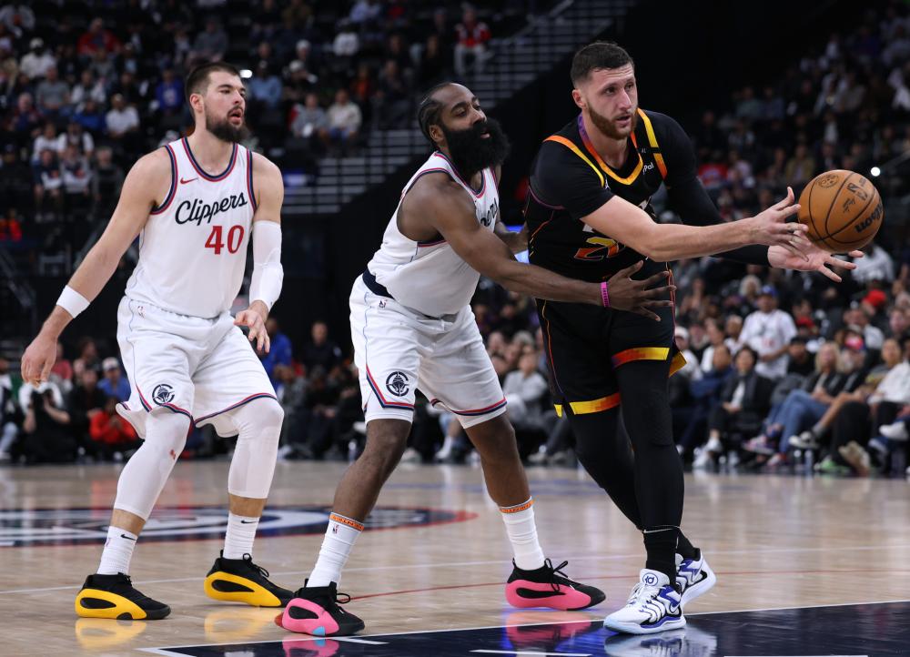 曾在去年引 曾在去年引