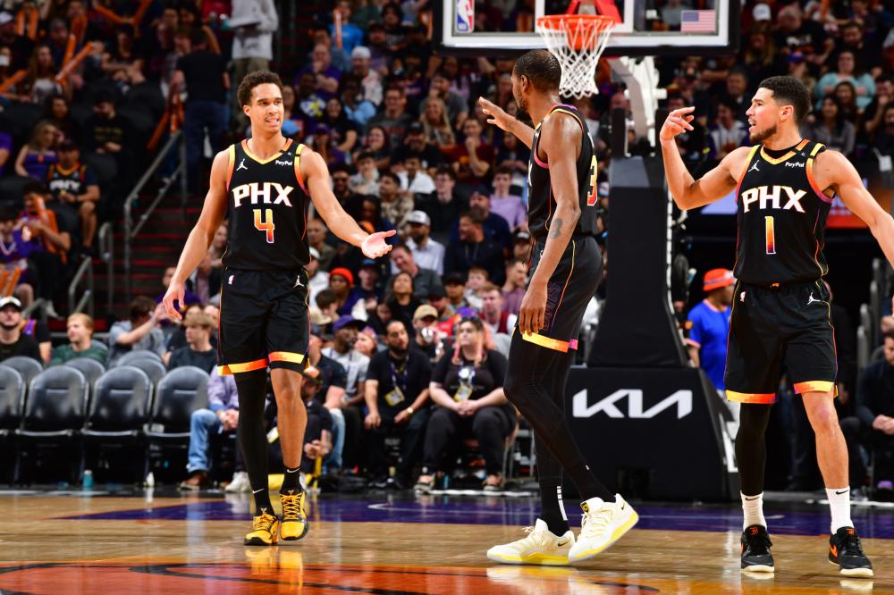 和防守中依 和防守中依