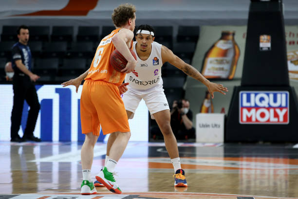 在一场备受 在一场备受